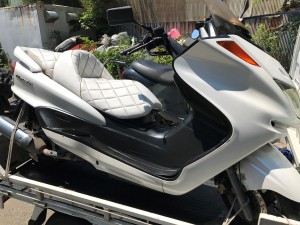 マジェ250Cシロ